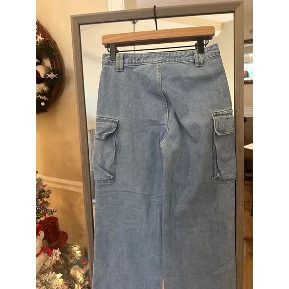 Women's PRETTYLITTLETHING Cargo Light Blue Wash Jeans, Size Petite 6, Wide Leg - Picture 6 of 6
